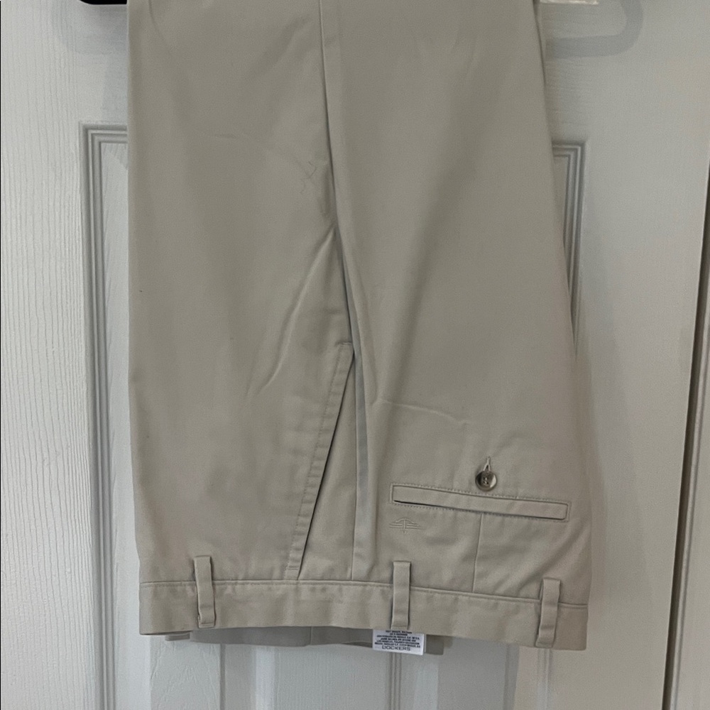 Dockers Men's Khaki Chinos 33/30
